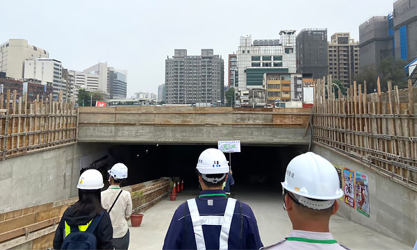 大臺中轉運中心興建工程觀摩